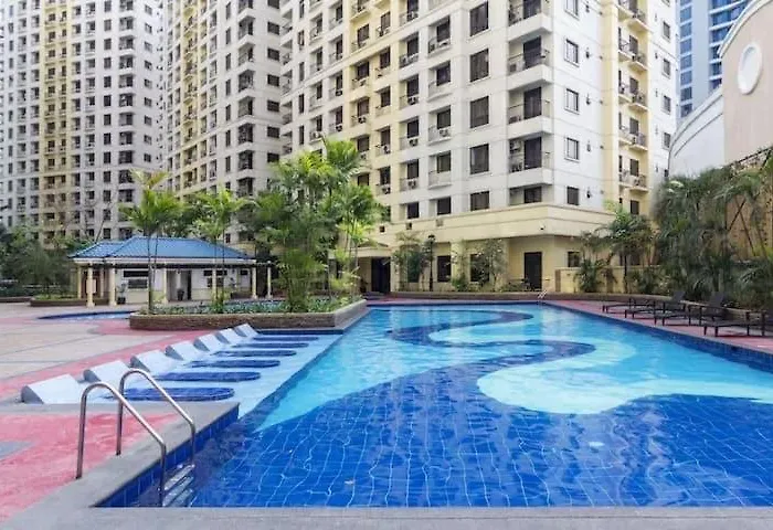 Cozy Urban Retreat In Burgos Circle, Bgc Manila