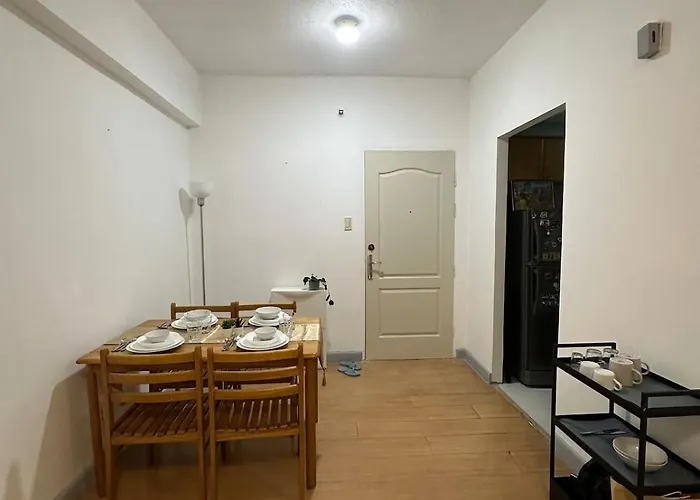 Cozy Urban Retreat In Burgos Circle, Bgc Apartamento *